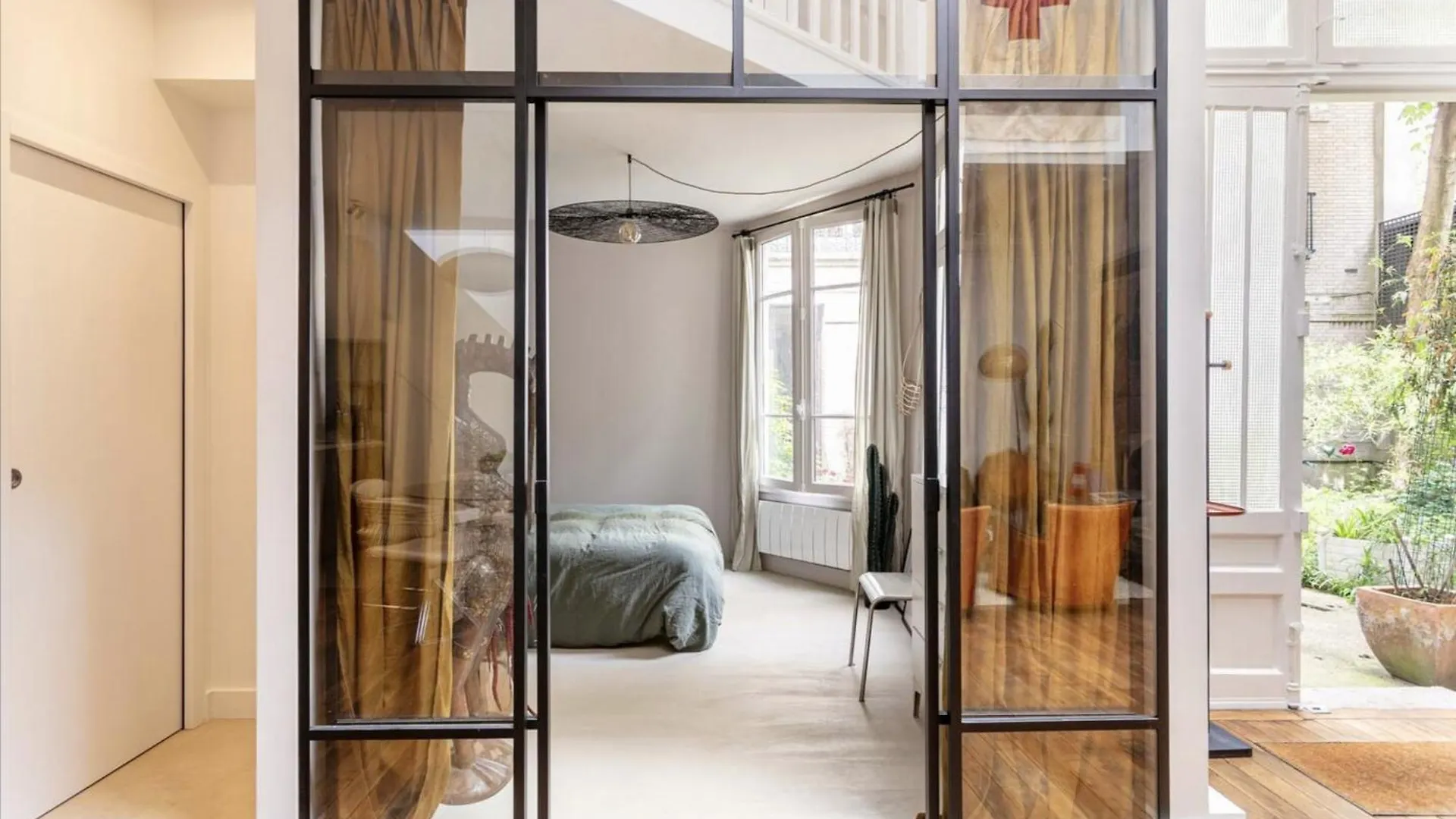 Authentic Artist'S Atelier Apartment Paris